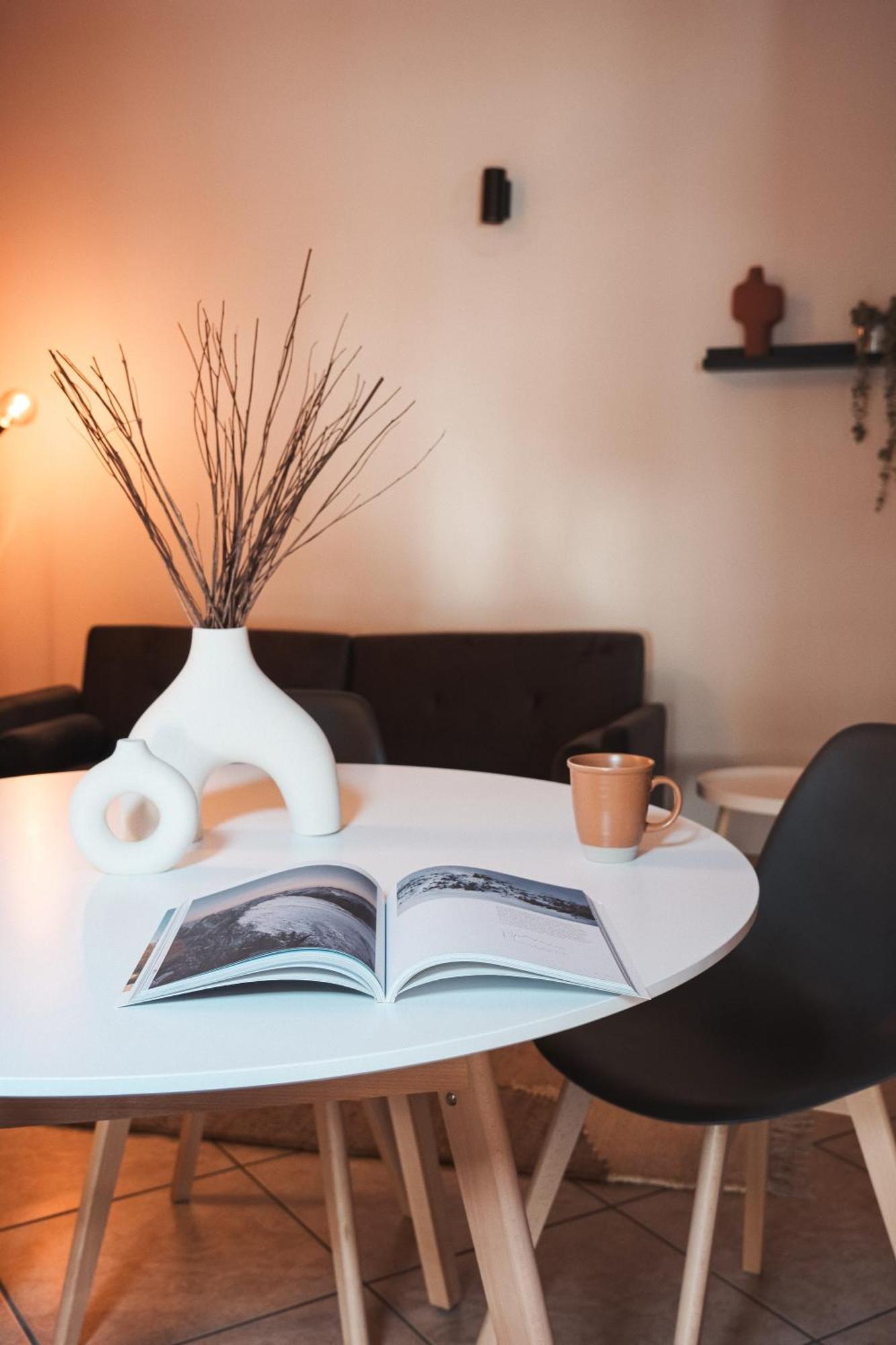 ティラーノDuplex Con Vista E Terrazza 6 Minuti Dal Bernina Expressアパートメント エクステリア 写真