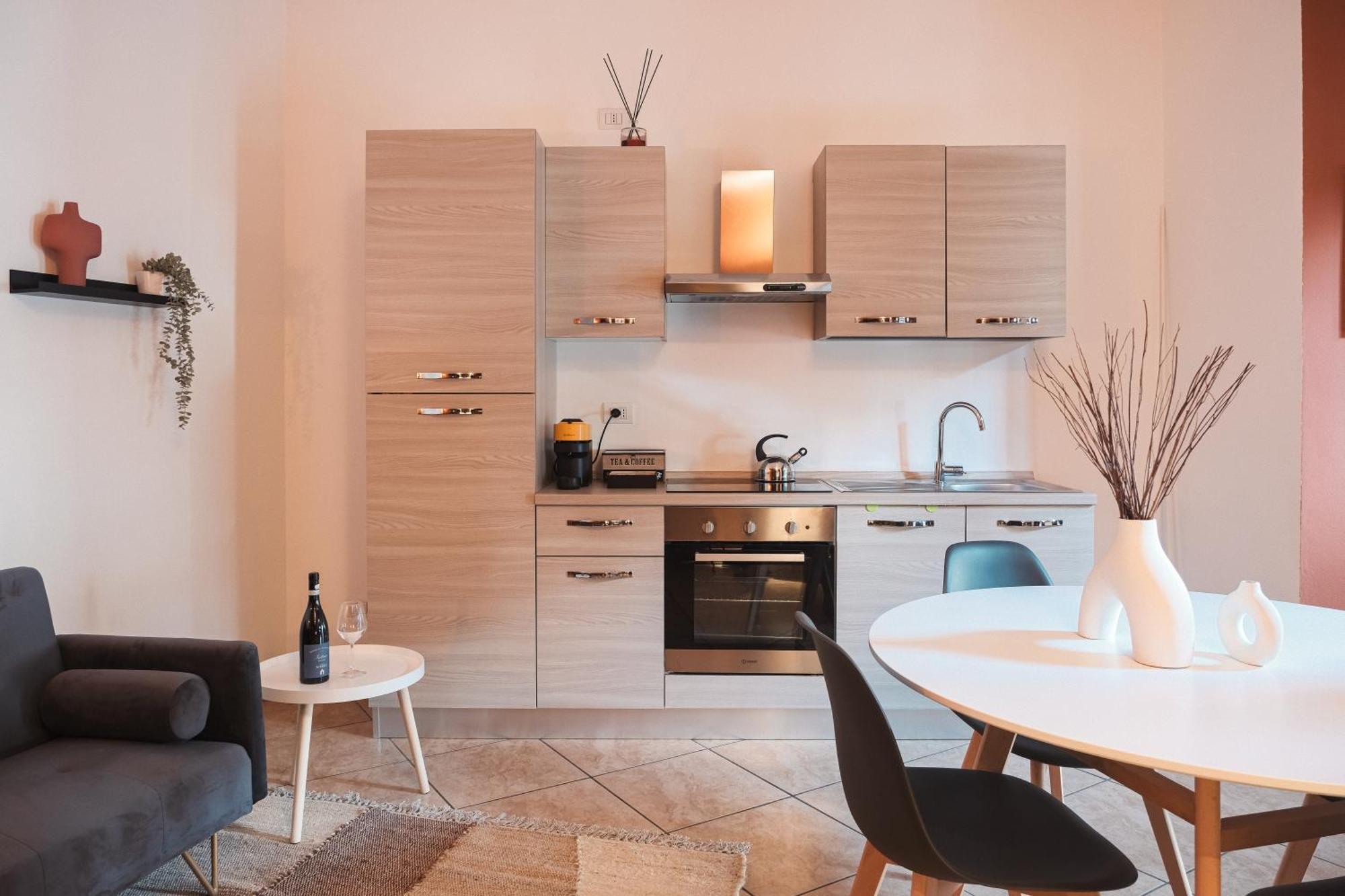 ティラーノDuplex Con Vista E Terrazza 6 Minuti Dal Bernina Expressアパートメント エクステリア 写真